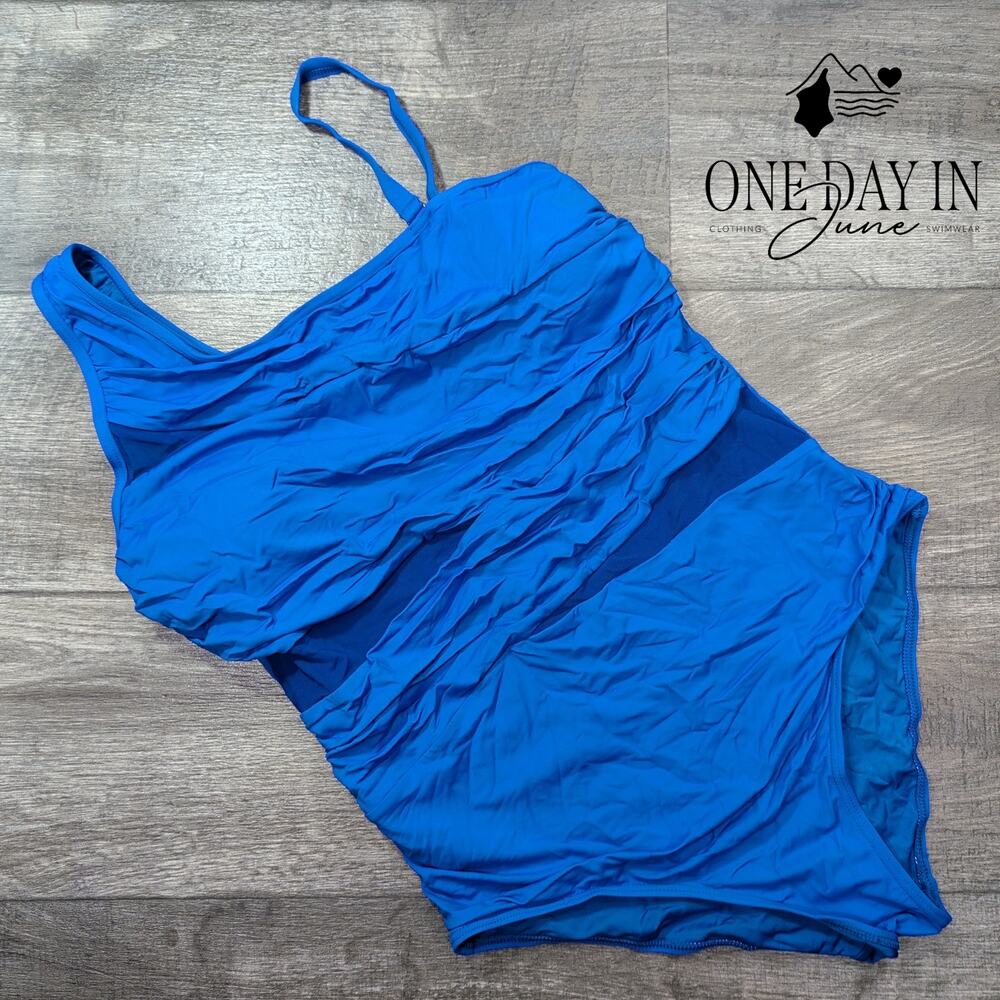 Aqua Eve Plus Size One Shoulder Mesh Cutout One Piece Swimsuit Size 16W